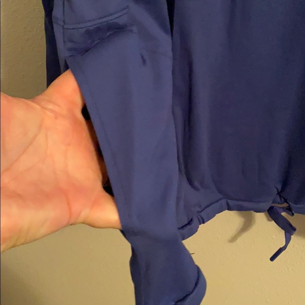 NWT! LIVI active drawstring waist hoodie. 18/20 - Picture 7 of 13